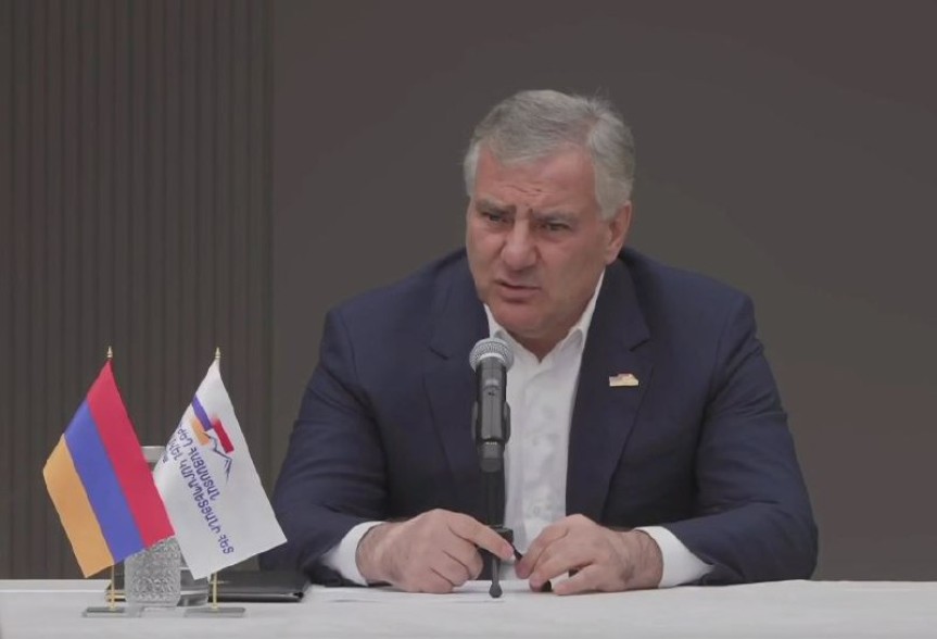 Փաշինյանը Չինաստանից սունկ է բերել, ուտում է, ցայտնոտի մեջ ընկնում. Կարապետյանը հորդորեց Փաշինյանի խոսքերը լուրջ չընդունել (Տեսանյութ)