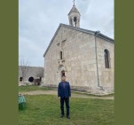 Бог дает надежду всем тем, кто любит Арцах и верит в идеалы независимости и самоопределения 88-го года: ни в коем случае нельзя отступать