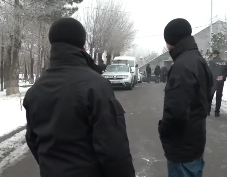 Никол Пашинян и высокопоставленные должностные лица Армении посетили «Ераблур»: журналистам запретили приближаться и освещать церемонию