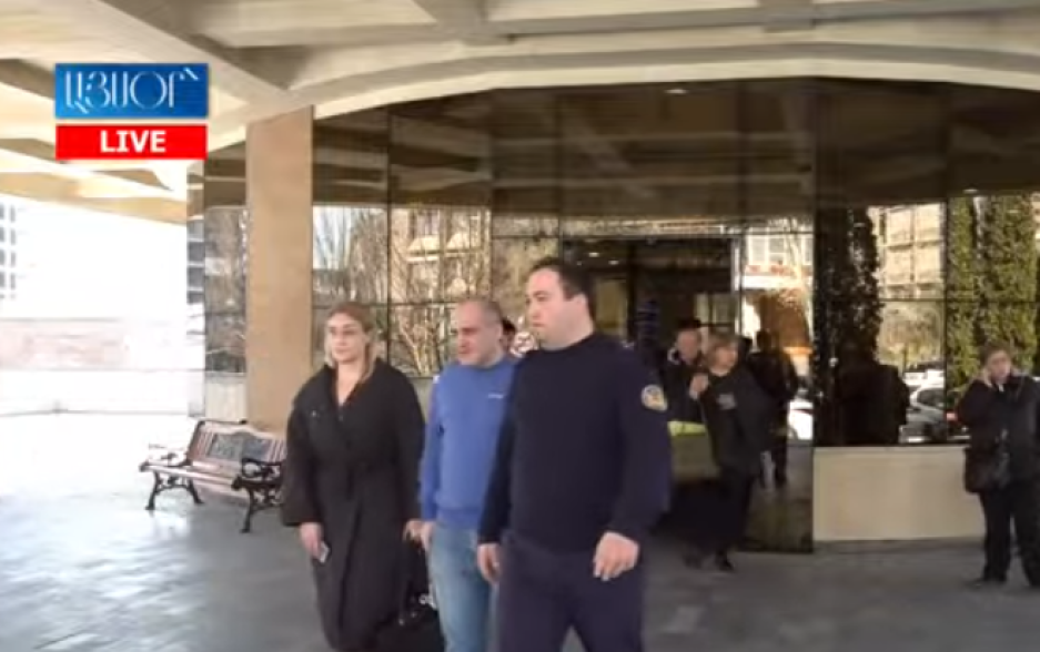 «Иду на поправку, уже могу ходить»: Нарек Самсонян выписан из больницы