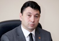 Наступит день — придёт и добро, и мы увидим, кто «собака и шавка»: Эдуард Шармазанов