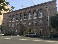 Совершено нападение на сотрудников руководителя аппарата административного района Шенгавит — Артём Карапетян