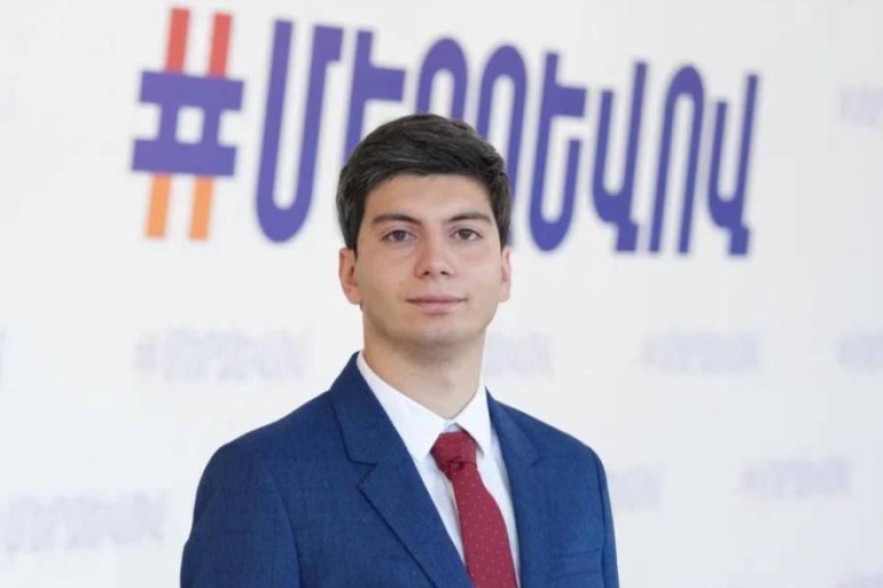 Лживый торговец, своим слабым характером, обслуживает желания лидера Азербайджана: мы больше не будем слабыми — Шираз Манукян (видео)