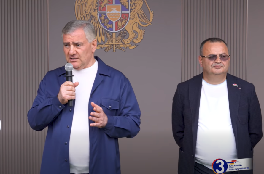 «Мы должны остановить эту слабую и бессмысленную власть, доведшую нашу страну до края пропасти» — Самвел Карапетян (видео)