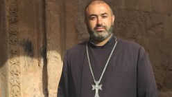 После операции на сердце отец Вртанес задал лишь один вопрос: всё ли в порядке в Первопрестольном Святом Эчмиадзине