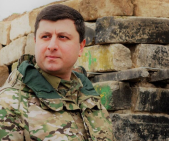 Вы сдали и по сути оставили Азербайджану невероятное количество военной техники, не сумели обеспечить безопасность граждан и страны, — и при этом продолжаете обсуждать год выпуска, качество или модель этой техники…