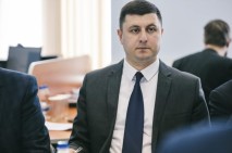 Քաղաքական հետապնդման տակ գտնվող անձանց թիվը մի քանի տասնյակով չի սահմանափակվում. Աբրահամյան