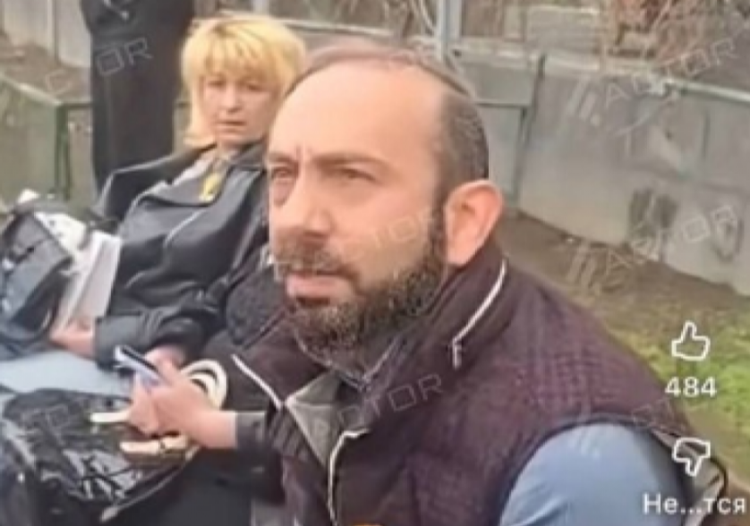 Стоимость жилета Арарата Мирзояна, который не мог купить телевизор в кредит, превышает 2 млн драмов