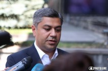 Pashinyan admits NSS is persuading clergy to omit the Patriarch’s name – this constitutes a crime: Vanetsyan