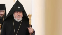 Группа армянских женщин обратилась к Гарегину II: Просим Вас призвать Рубена Варданяна прекратить голодовку