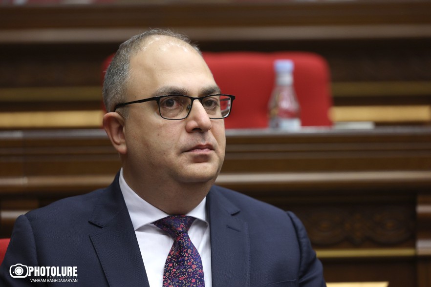 Владимир Варданян избран судьей Конституционного суда