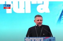 «От единства зависит наша будущая победа», — духовный пастырь церкви Сурб Казанчецоц Шуши (видео)