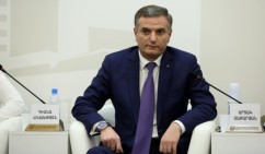С победой Арцаха все знали место Армении, знали также, что бывшая Армения не согласилась быть в роли жертвы — Артак Закарян