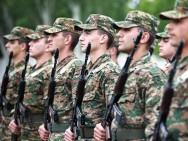 Служить 1 месяц и заплатить 24 млн драмов, 4 месяца — 18 млн: Минобороны внесло изменения в законопроект Айка Саргсяна
