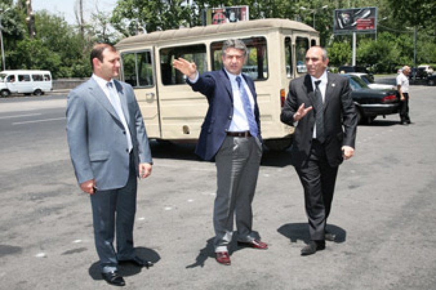 Հանձնարարել է մաքրել բնակիչների կողմից հողազավթած տարածքները