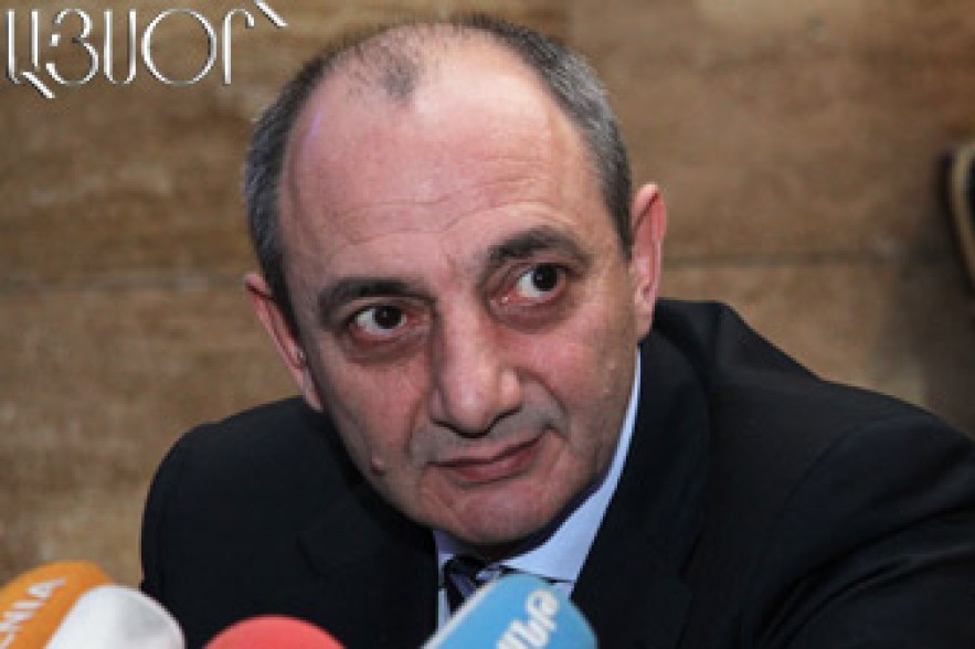 Բ. Սահակյանը կոչումներ է շնորհել երաժշտական քոլեջի ուսուցիչներին