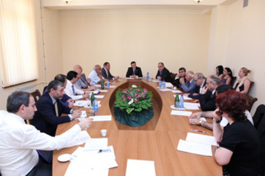 ԱԺ արտաքին հարաբերությունների մշտական հանձնաժողովի նիստ