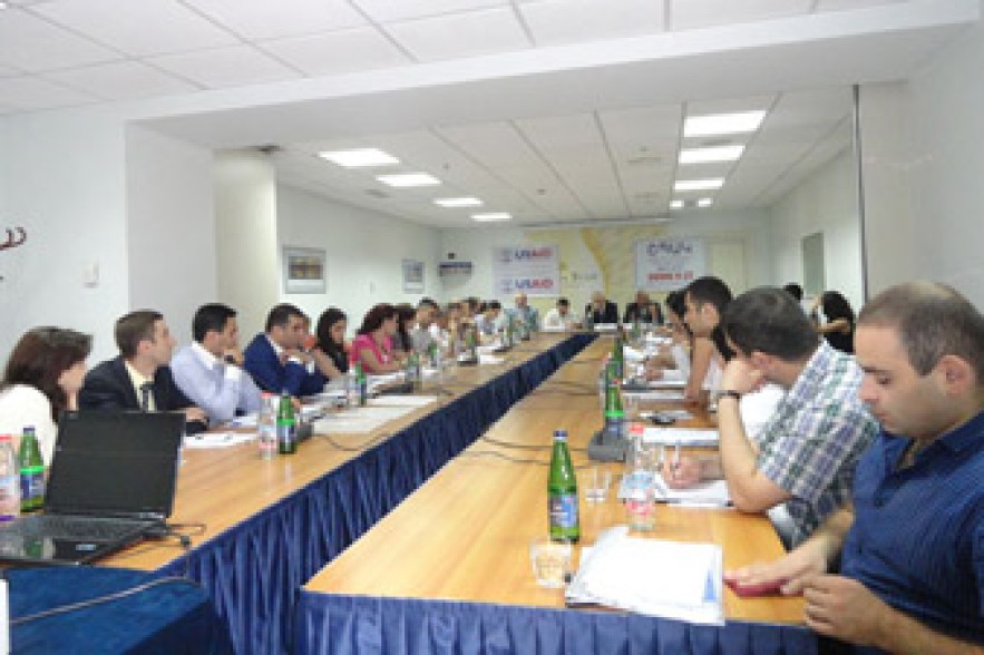 Կլոր սեղան-քննարկում` կոռուպցիայի թեմայով