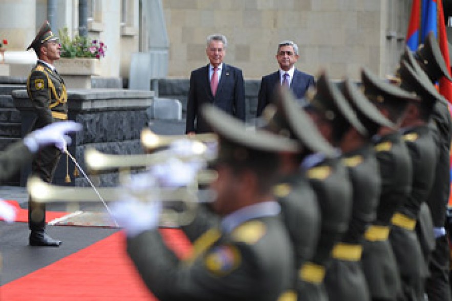 Heinz Fischer’s farewell ceremony took place