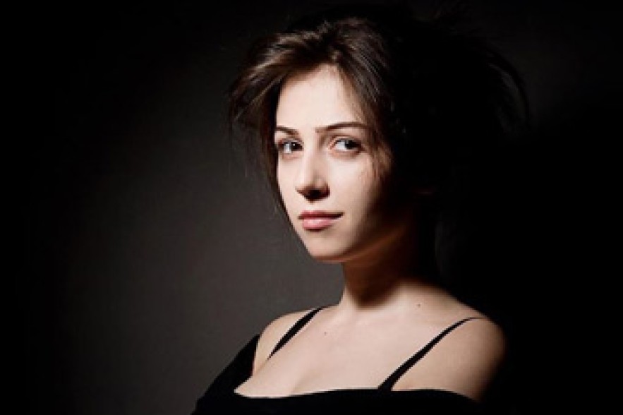 Narine Dovlatyan receives first prize