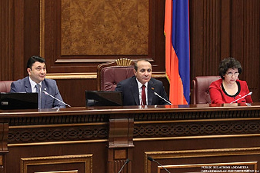 Խորհրդարանն սկսեց քառօրյա նիստերի աշխատանքը