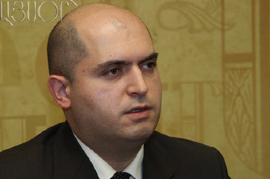 2012-ը գիտելիքի վերաարժևորման տարի էր. Շնորհավորում է ԿԳ նախարարը
