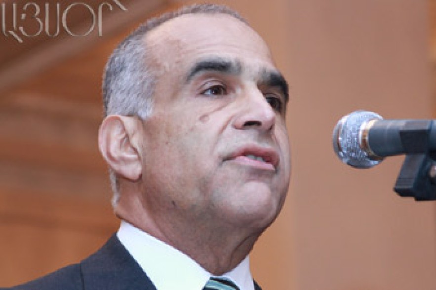 R. Hovannisian: There will be struggle of Armenias of Serzh and Raffi