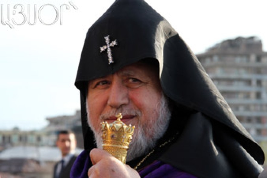 Католикос Гарегин II предложил Аллахшукюру Пашазаде встречу в НКР