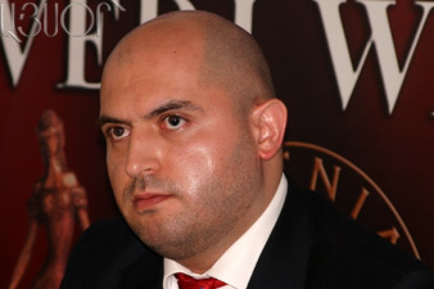 Արմեն Աշոտյանը Քեթին Լիչի գրառման մասին. Չերչիլի ականջը կանչի