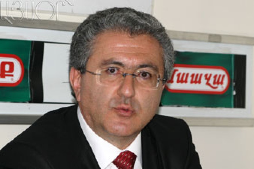 Հայրիկյանը քաղաքական հաշվարկների մեջ է. Դիմե՞լ ՍԴ, թե՞ սպասել 