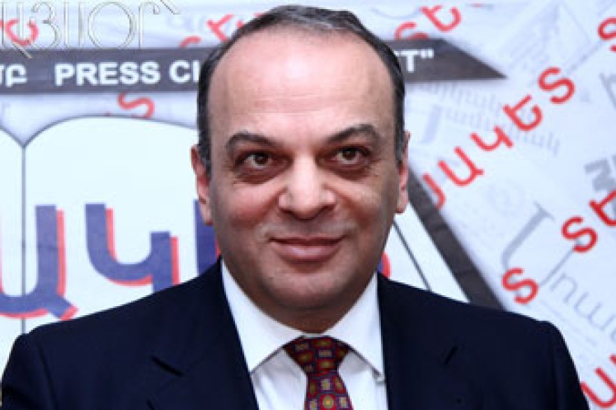 Арман Меликян не собирается снимать свою кандидатуру