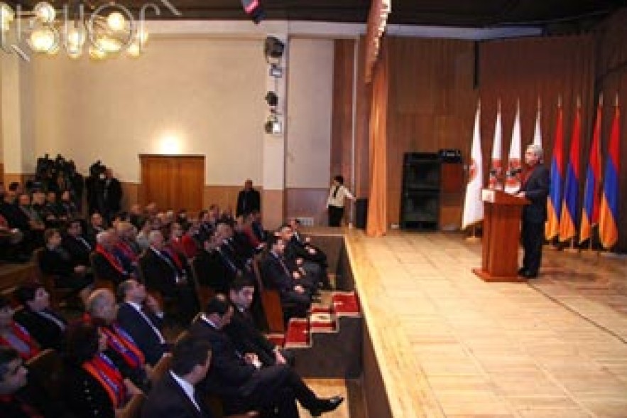 Ս. Սարգսյան. Որոշ թեկնածուների տված խոստումները վստահություն չեն ներշնչում