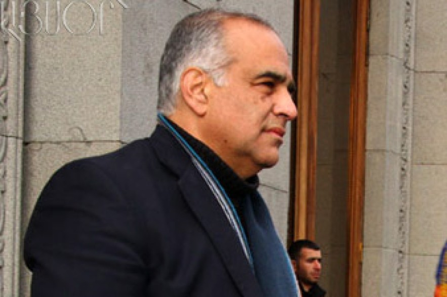 Sargsyan should take path of office rejection from YSU to Baghramian 26