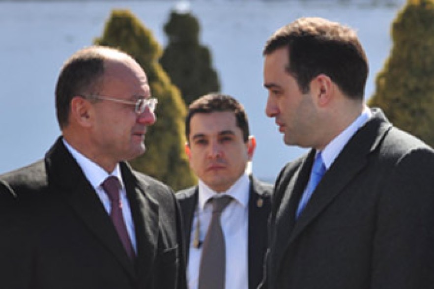 Alasania: Shooting down civilian planes is unacceptable 