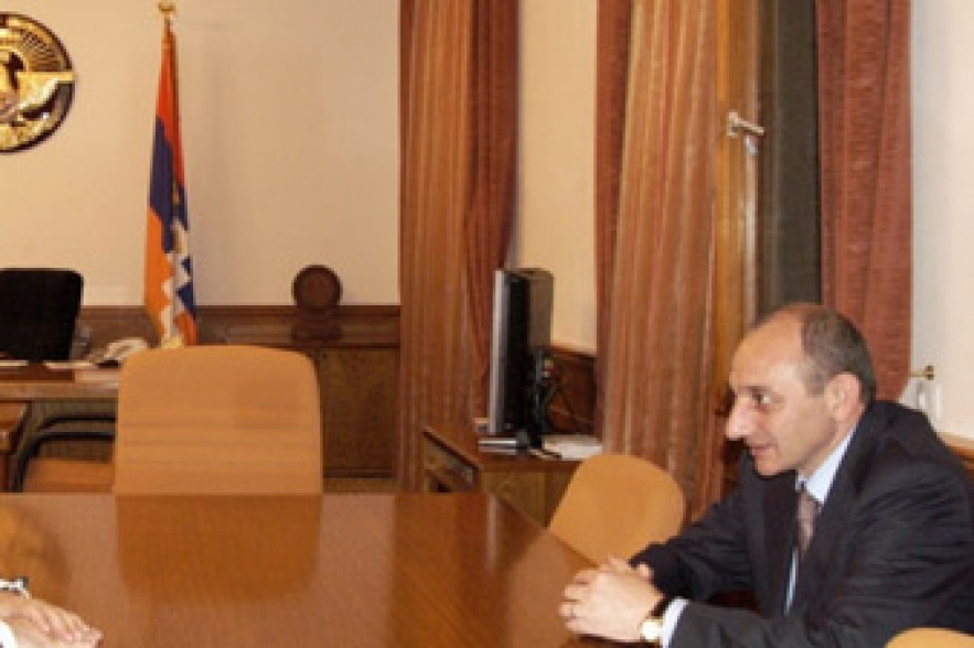 Արցախի նախագահի մոտ քննարկվել է շփման գծում տիրող իրավիճակը