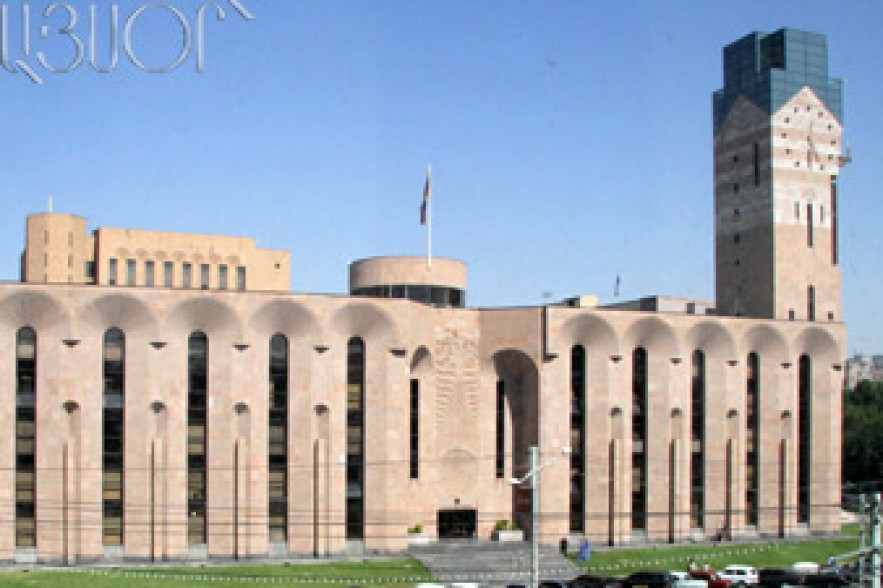 Այս տարի հիմնովին կբարեկարգվեն Սիրահարների, Տիգրան Մեծի և այլ այգիներ
