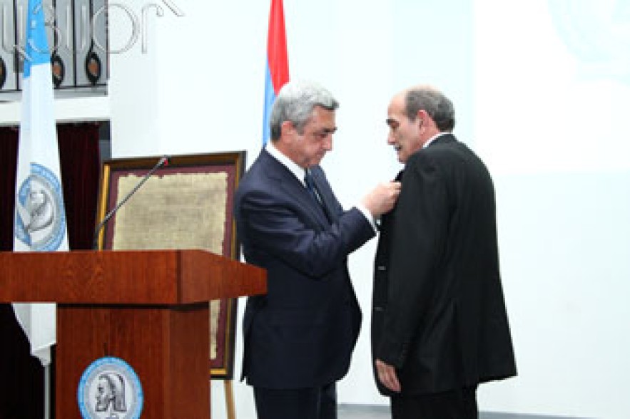 Famous surgeon Sarukhanian awarded Medal for Merit to the Fatherland 