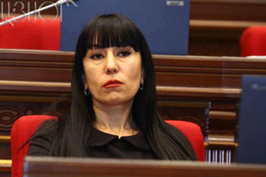 Наира Зограбян: Это очередное заседание парламента