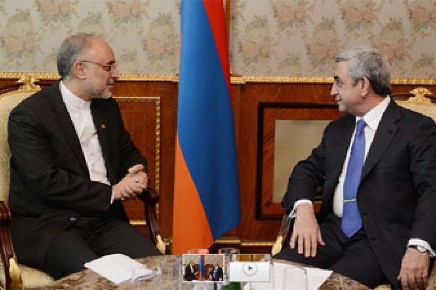 Serzh Sargsyan meets with Iranian foreign minister 