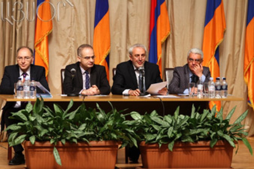 HAK Party members wish to work under leadership of Ter-Petrosian 