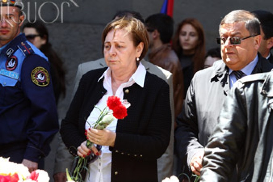 Levon Ter-Petrosian could not visit Tsitsernakaberd 
