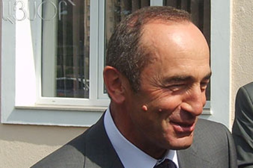 Victor Soghomonian: Number of political clowns is on increase 