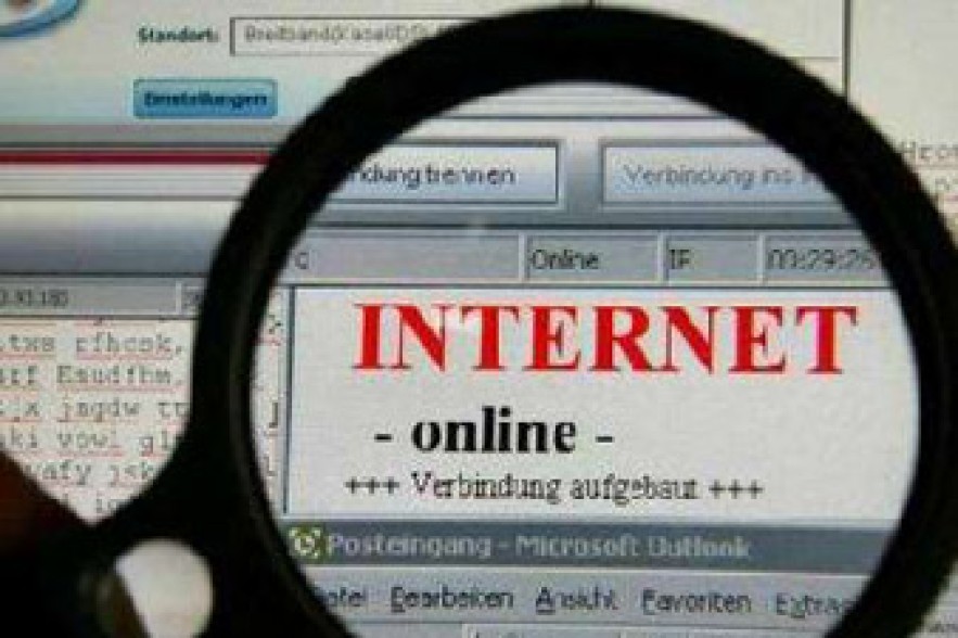 Азербайджан ужесточает контроль над Интернет в канун выборов