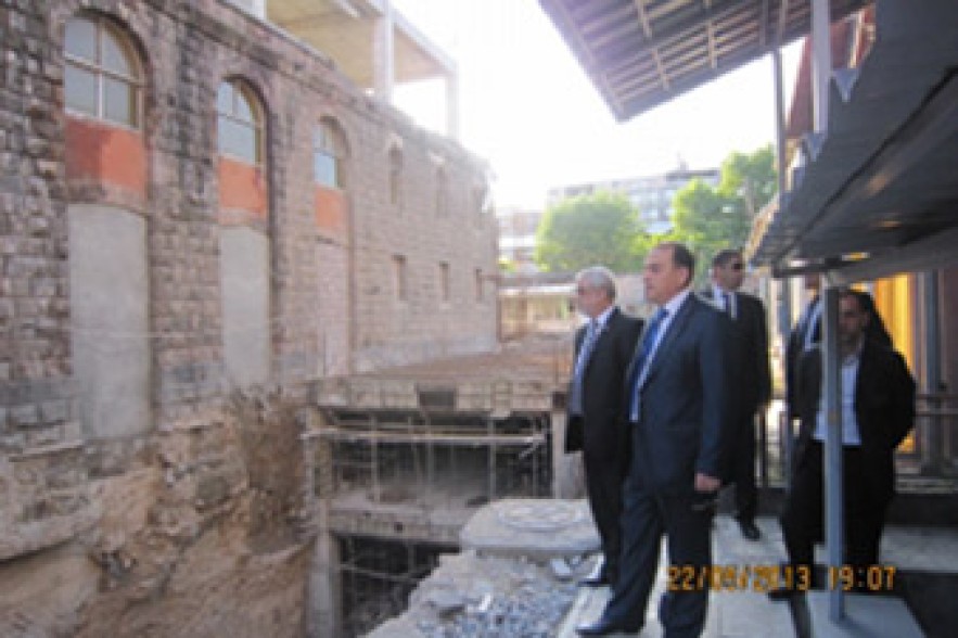 Urban development minister visits building site of “Closed Market”