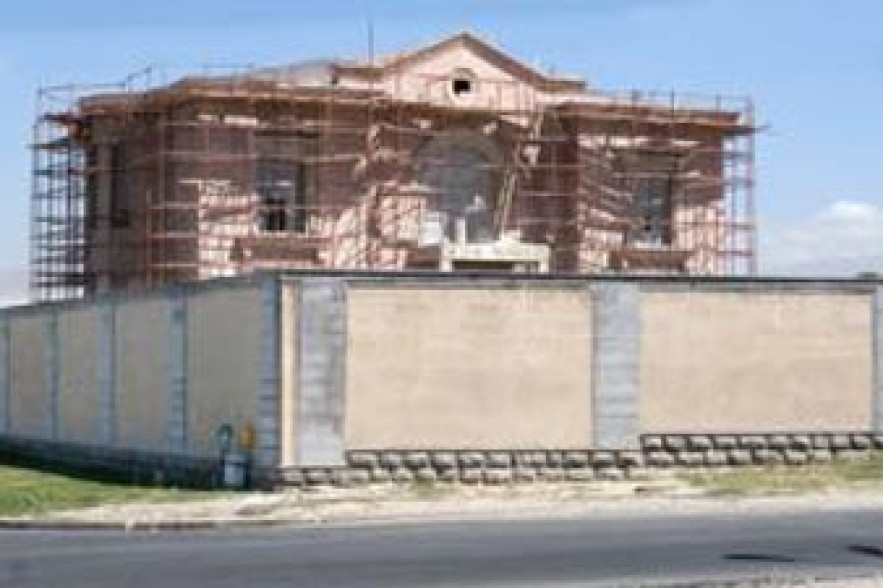 Pashinian: What money was Control Chamber head’s house built with?  