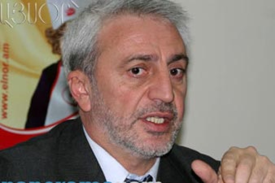 Արամ Մանուկյան. Մեզ մոտ գործում են չոբանի կանոններով