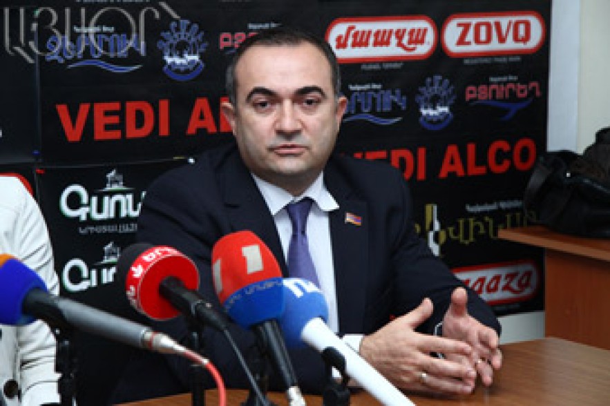 Թ. Պողոսյան. Ընդդիմադիր ուժերը շարունակում են ակտիվ աշխատել