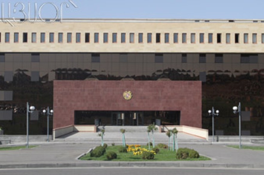 Armenian serviceman wounded by Azerbaijani fire 