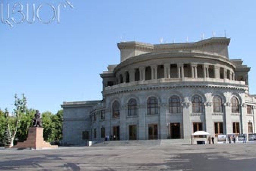 Շուտով եռաչափ նկարներ`  Ազատության հրապարակում