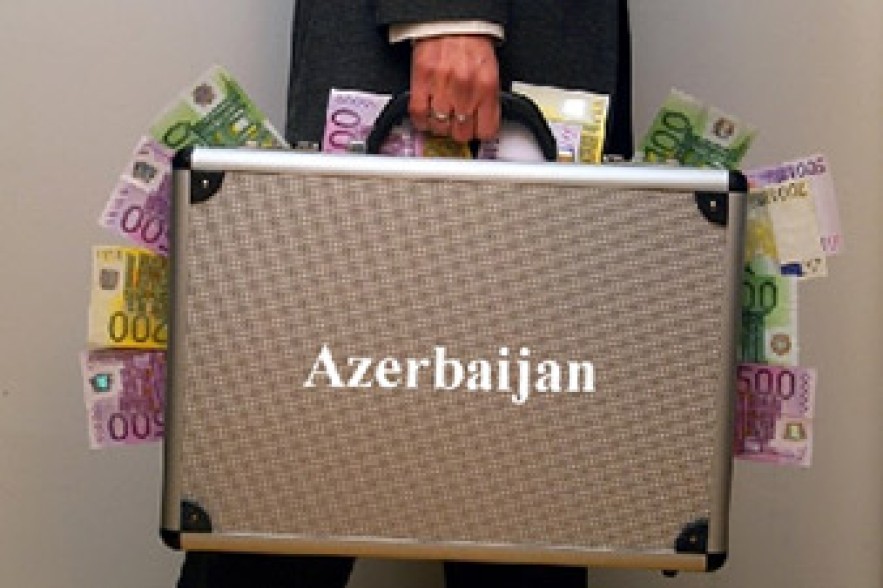 «Blogxeber.com»: Азербайджане невозможно искоренить коррупцию